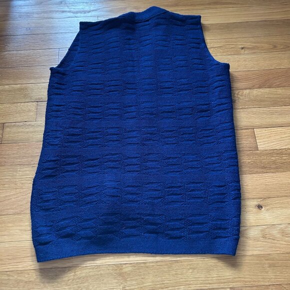 Vintage Navy Blue Textured Knit Vest - Picture 2 of 6